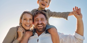 Junge bei Zahnarzt - Kinderzahnarztpraxis Wiesbaden